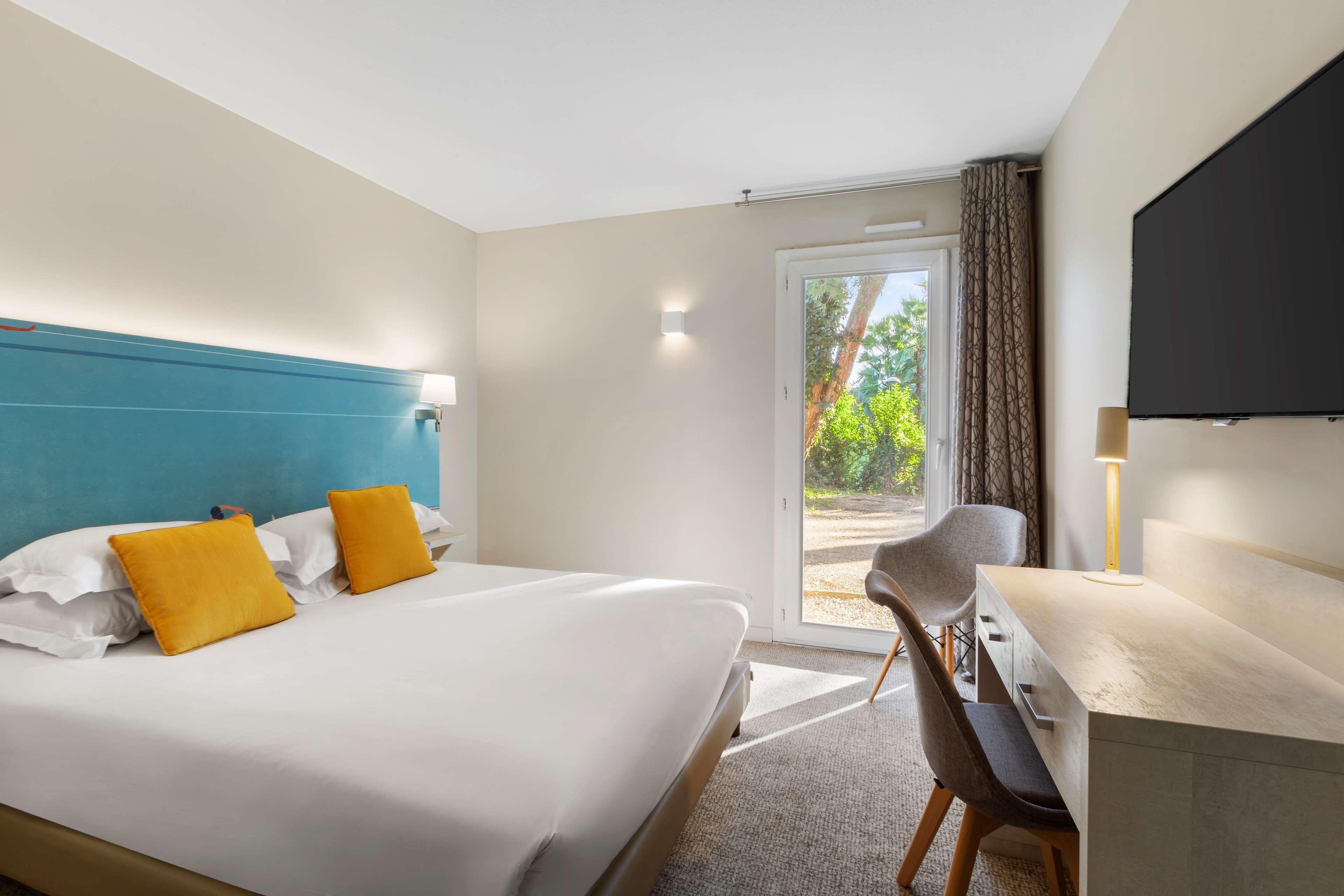 Spark By Hilton Houston Bush Intercontinental Airport Exterior photo