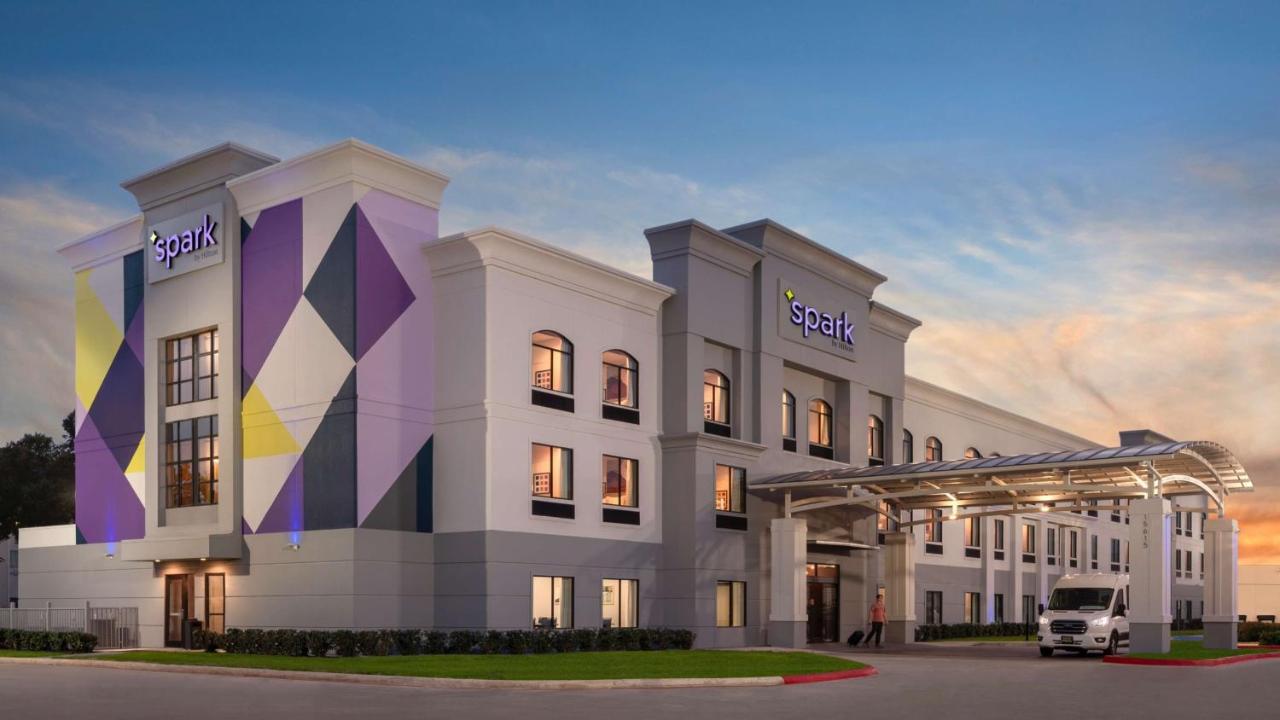 Spark By Hilton Houston Bush Intercontinental Airport Exterior photo